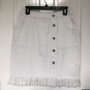 White denim skirt